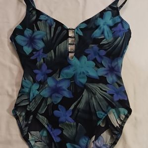 Mainstream Woman's One Piece Swim Suit Size 14 Floral Design Bead Embellishments